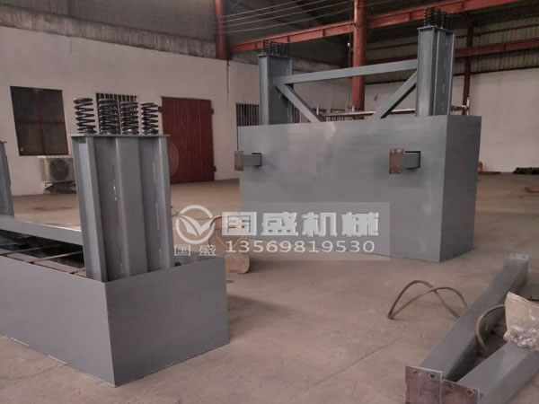 礦用振動篩 礦用振動篩